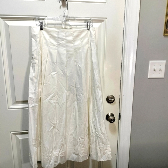 Reformation White Skirt Size 6 - Picture 2 of 8